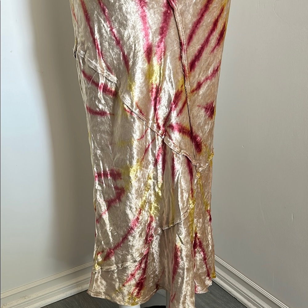 Free People, Woman’s Size M Serious Swagger Tie-Dye Full Length Skirt - Picture 9 of 12